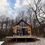 Oaklounge *