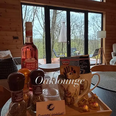 فيلة Oaklounge *